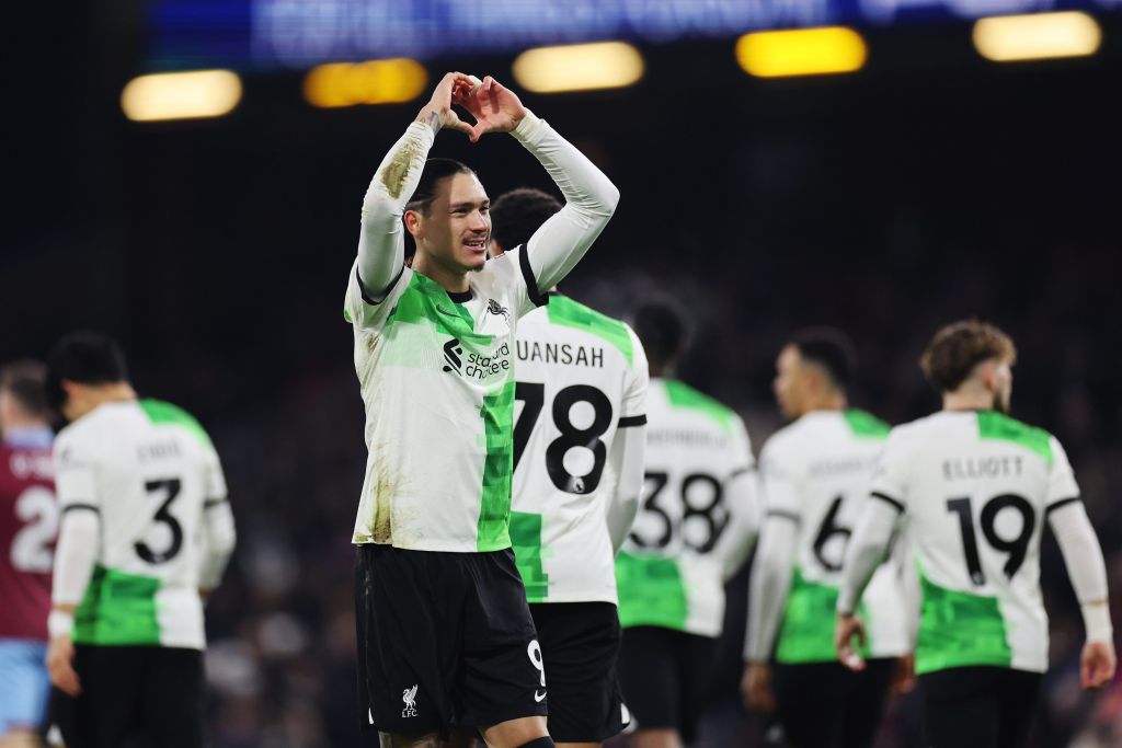 Η Λίβερπουλ δεν παραπατάει, απλά… πετάει! (vid)