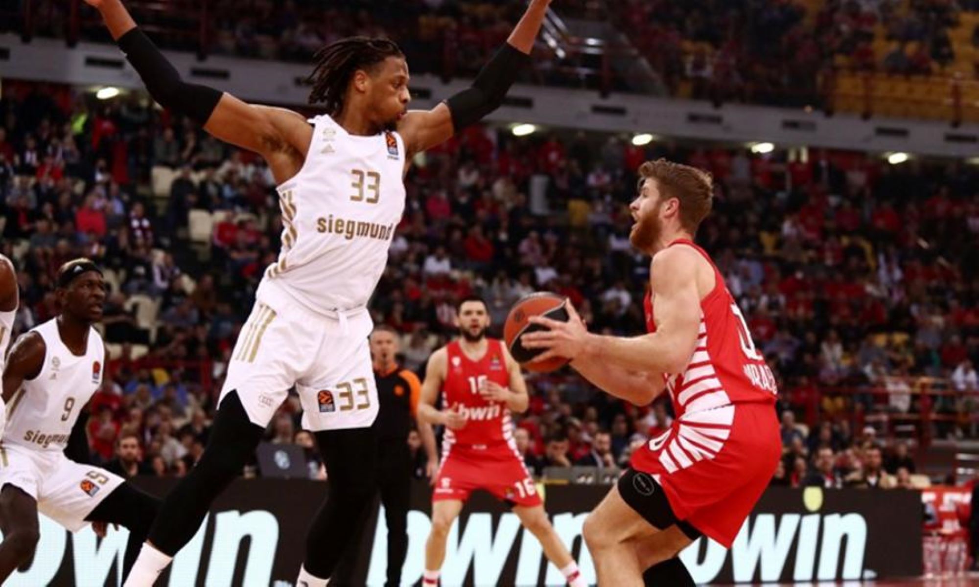 ΟΛΥΜΠΙΑΚΟΣ – ΜΠΑΓΕΡΝ ΜΟΝΑΧΟΥ Live Streaming