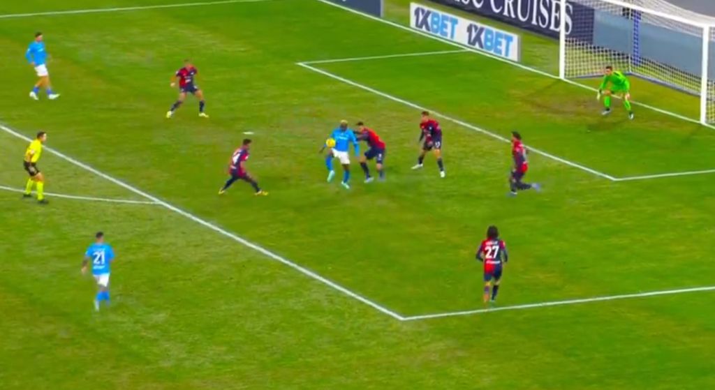 Θύμισε Μαραντόνα ο Όσιμεν, καρέ – καρέ η μαγική ενέργεια (vid)