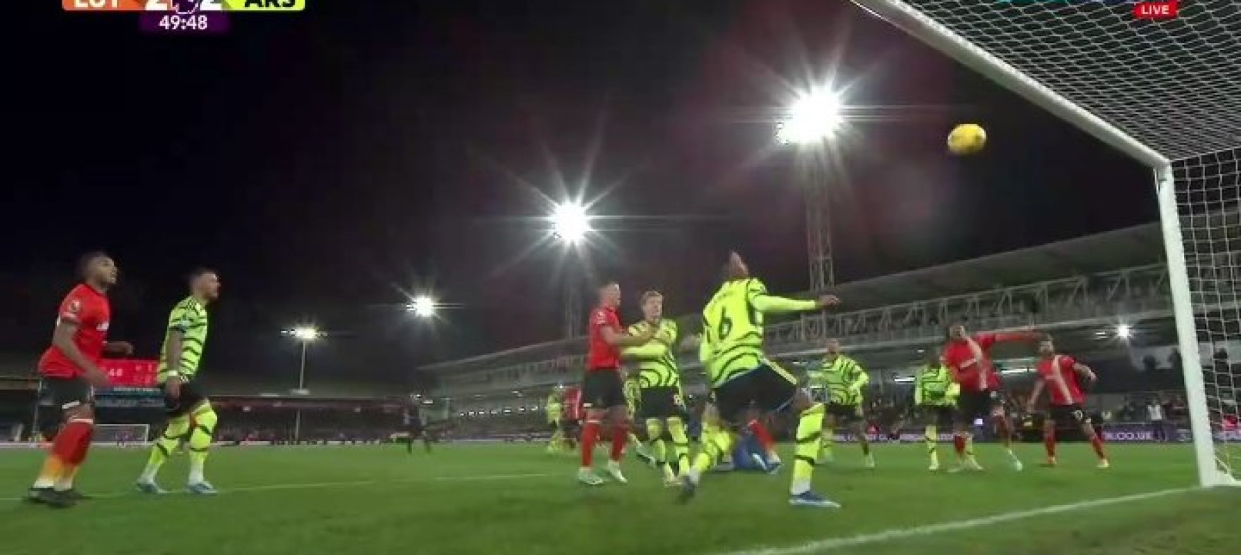 Ράγια, μας… ράγισες τα μυαλά – Έξοδος που βλέπουμε στα ερασιτεχνικά (vid)