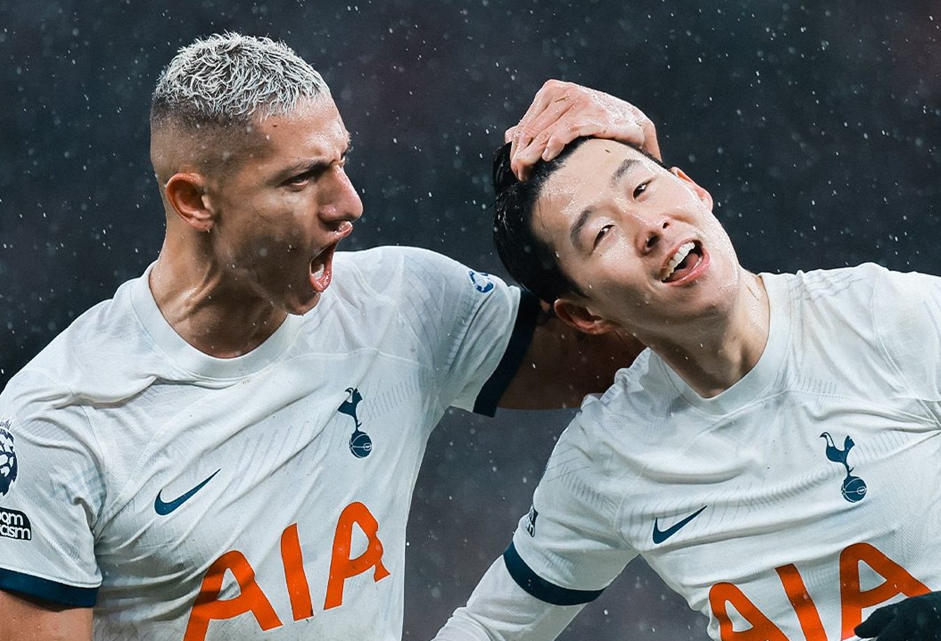 Χορεύει στη βροχή η Τότεναμ! (vid)