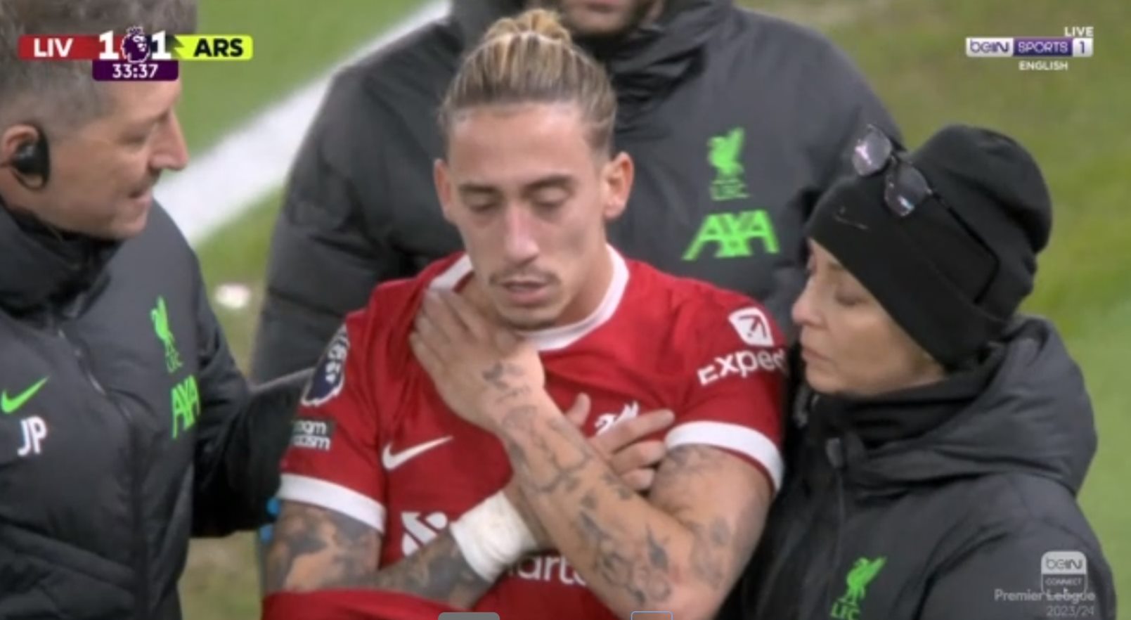 Σοκ με Τσιμίκα στη Λίβερπουλ, πήγε να τραυματίσει και τον… Κλοπ! (vid)