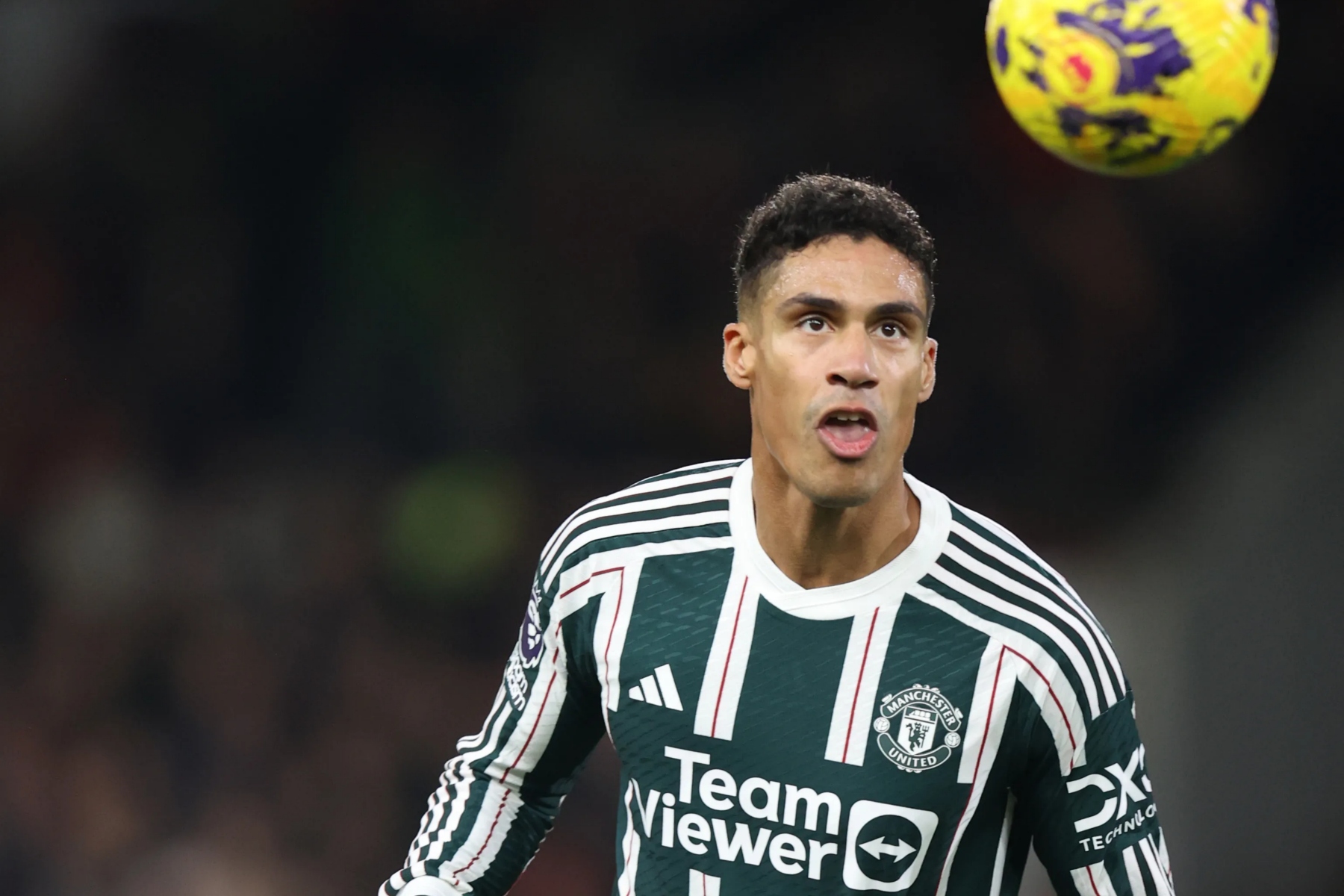 Αμφίβολο το μέλλον του Βαράν στη Γιουνάιτεντ – Η στάση του Γάλλου αμυντικού!