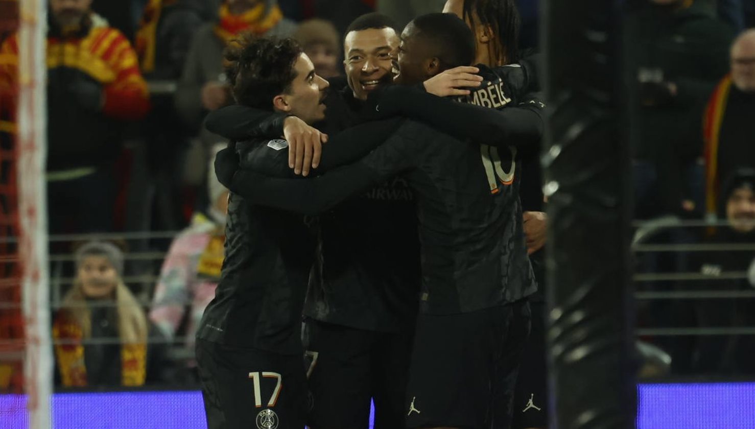 Η Παρί κάνει σι-Λανς με τον Μπαπέ! (vid)