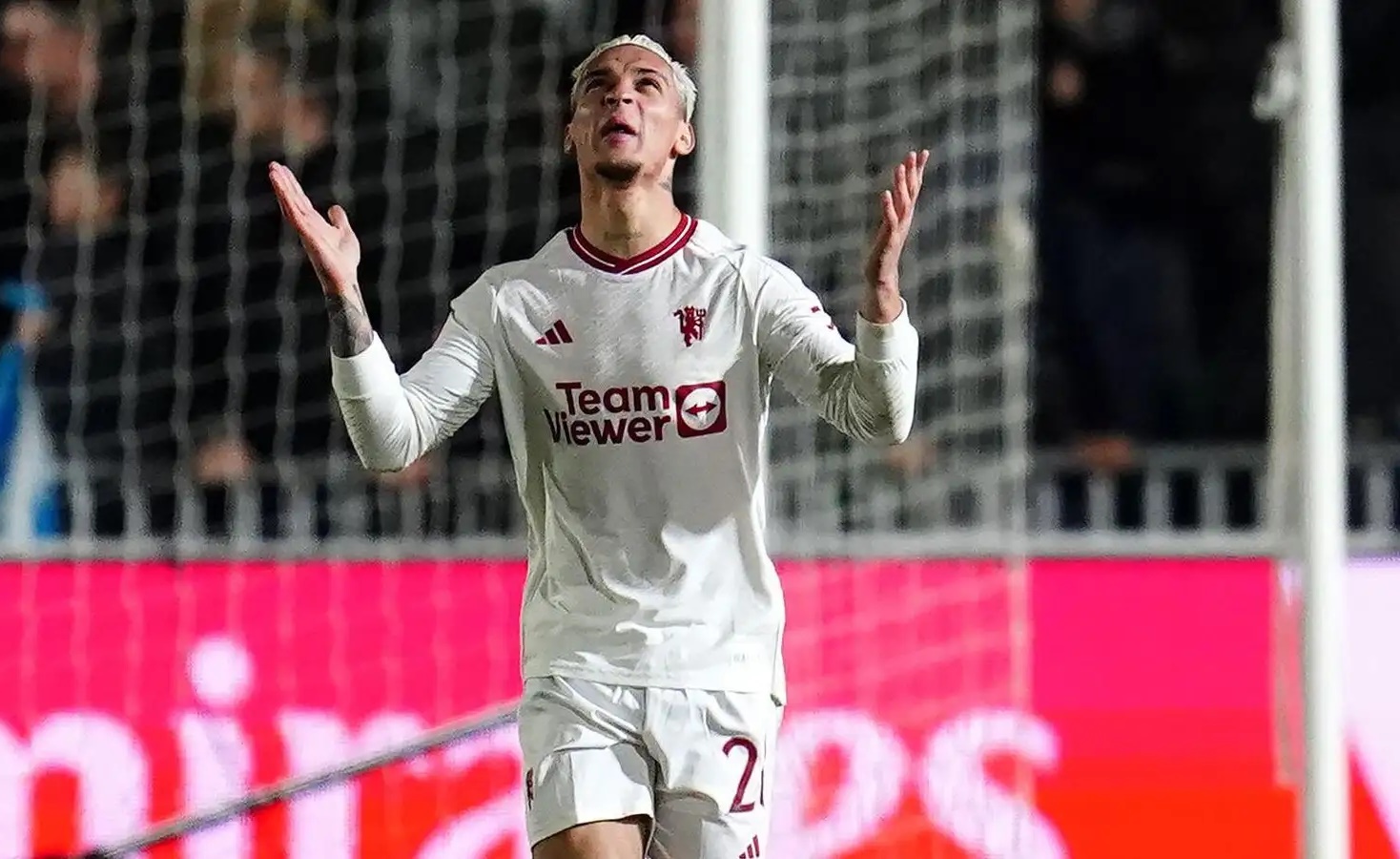 Ο ατζέντης του Άντονι… ξενερώνει τον κόσμο της Γιουνάιτεντ!