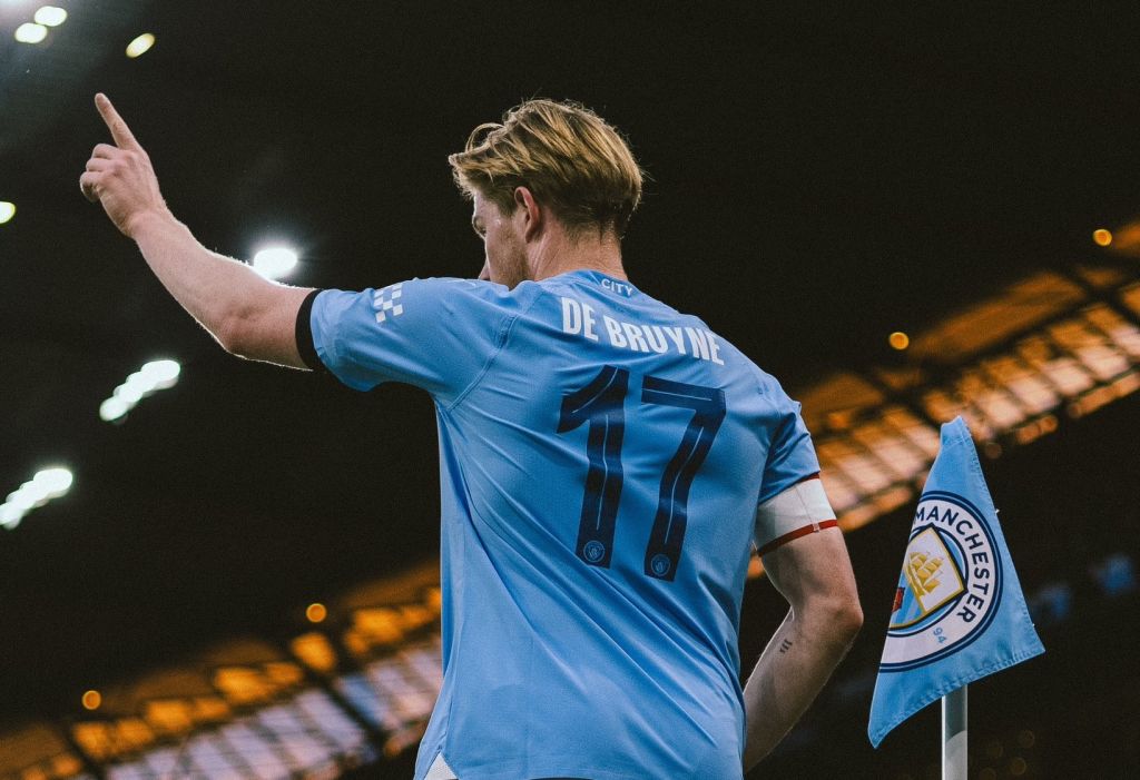 Ντε Μπρούιν: «Εγώ δεν είμαι ποδοσφαιριστής, οδηγός ταξί είμαι…»