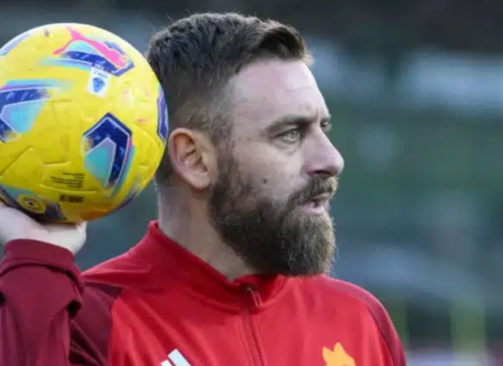 Ρόμα, έτσι θα πας για τίτλους – Επιβραβεύει τον Ντε Ρόσι!