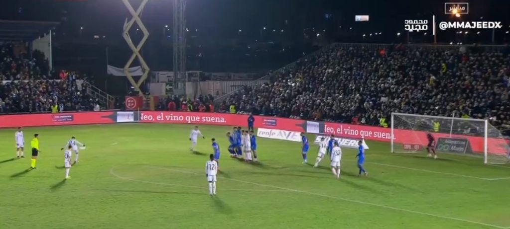 Παραλίγο «ζωγραφιά» από τον Γκιουλέρ, αλλά ήταν άτυχος! (vids)