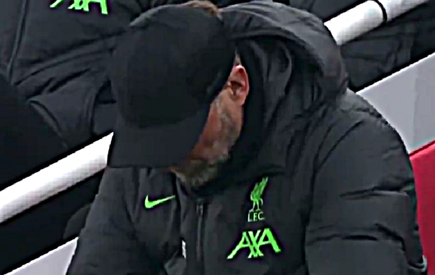 Σείστηκε το «Άνφιλντ», λύγισε ο Κλοπ με το πιο συγκινητικό «You’ll Never Walk Alone» (vid)