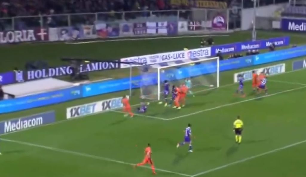 Ο Λαουτάρο «παστελώνει» όποιον βρει μπροστά του (vid)