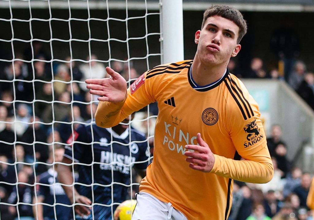 Αγρίεψε η Λέστερ: Πήρε μεγάλη πρόκριση με «τριάρα»! (vid)