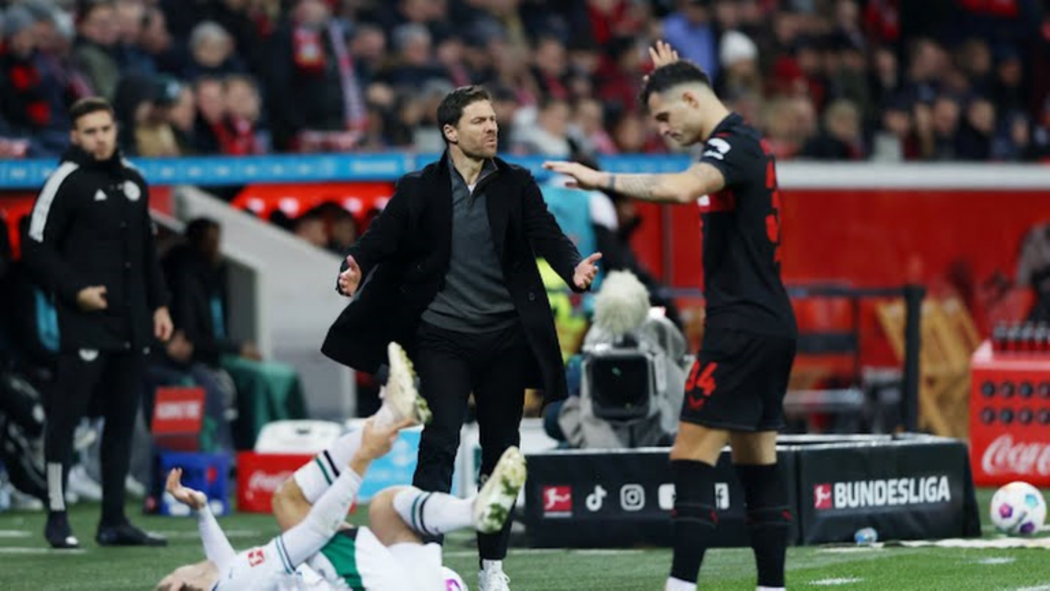 «Κόλλησε» σε… δικό της παιχνίδι η Λεβερκούζεν (vid)