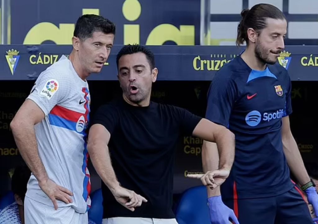 Μπαρτσελόνα: Επιμένει στον Λεβαντόφσκι ο Τσάβι – Η ενδεκάδα κόντρα στην Αθλέτικ (pic)