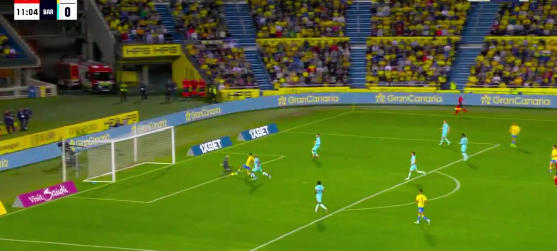 Ακόμα κάνει… διακοπές η άμυνα της Μπαρτσελόνα! (vid)