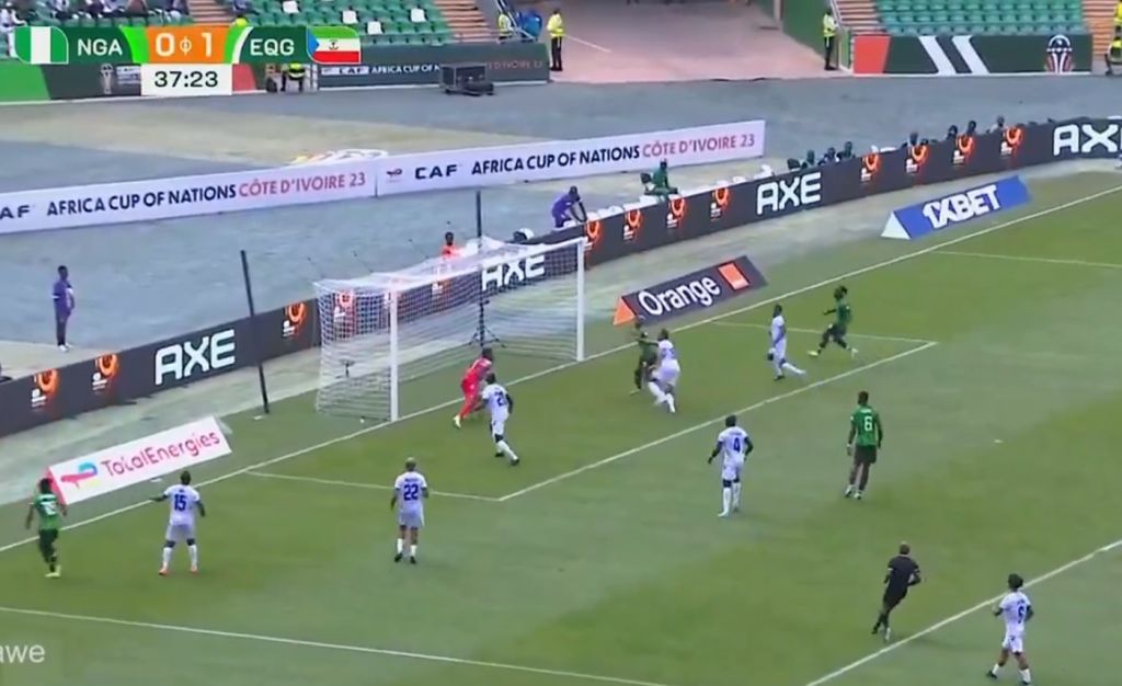 Άρχισαν τα όργανα, πρώτο «τεμάχιο» του Όσιμεν στο Copa Africa (vid)