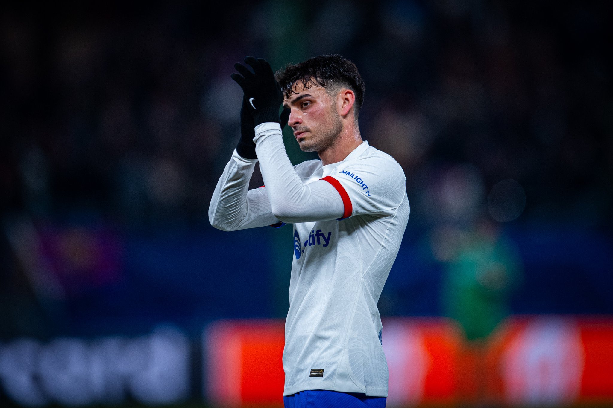 Πέδρι, δεν είσαι ποδοσφαιριστής, αλλά… χορευτής! (vid)