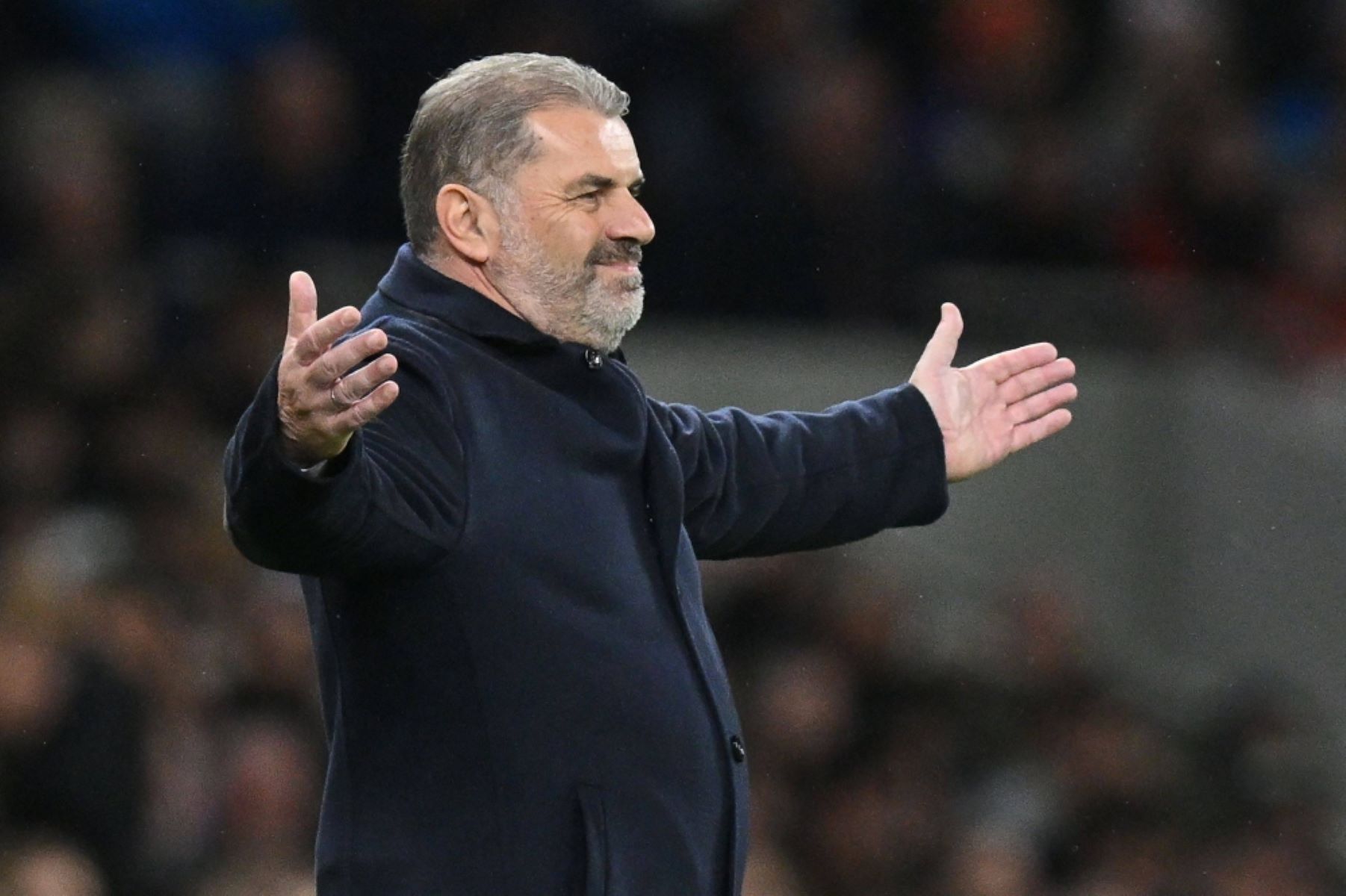 Δε θέλει βεντέτες ο Ποστέκολγου… εργάτες θέλει!