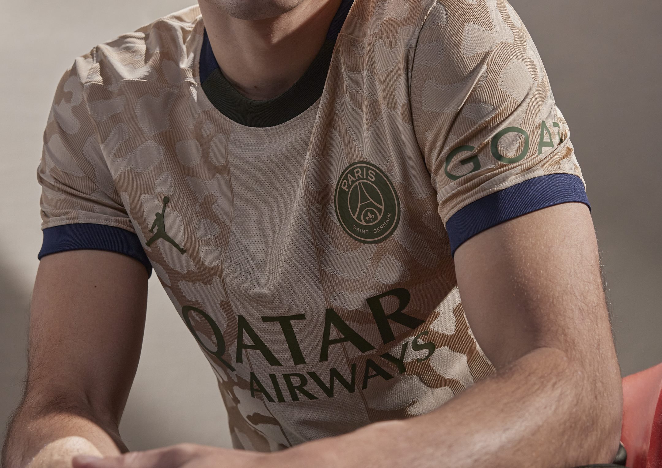 Με υπογραφή… Jordan η νέα φανέλα της Παρί που κάνει πάταγο! (vid/pics)