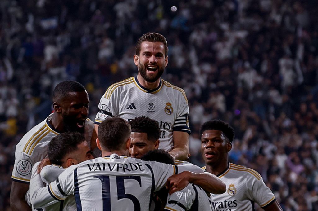 ΑΔΙΑΝΟΗΤΗ ματσάρα και πρόκριση της Ρεάλ στον τελικό του Super Cup! (vids)