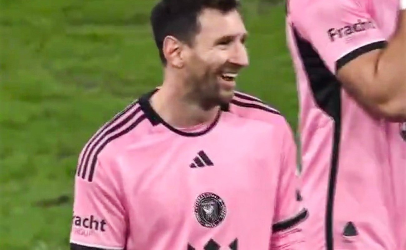 Μέσι, δεν είναι… αστείο – Συμπαίκτης του έχασε πέναλτι και ο Αργεντινός χασκογέλαγε (vid)