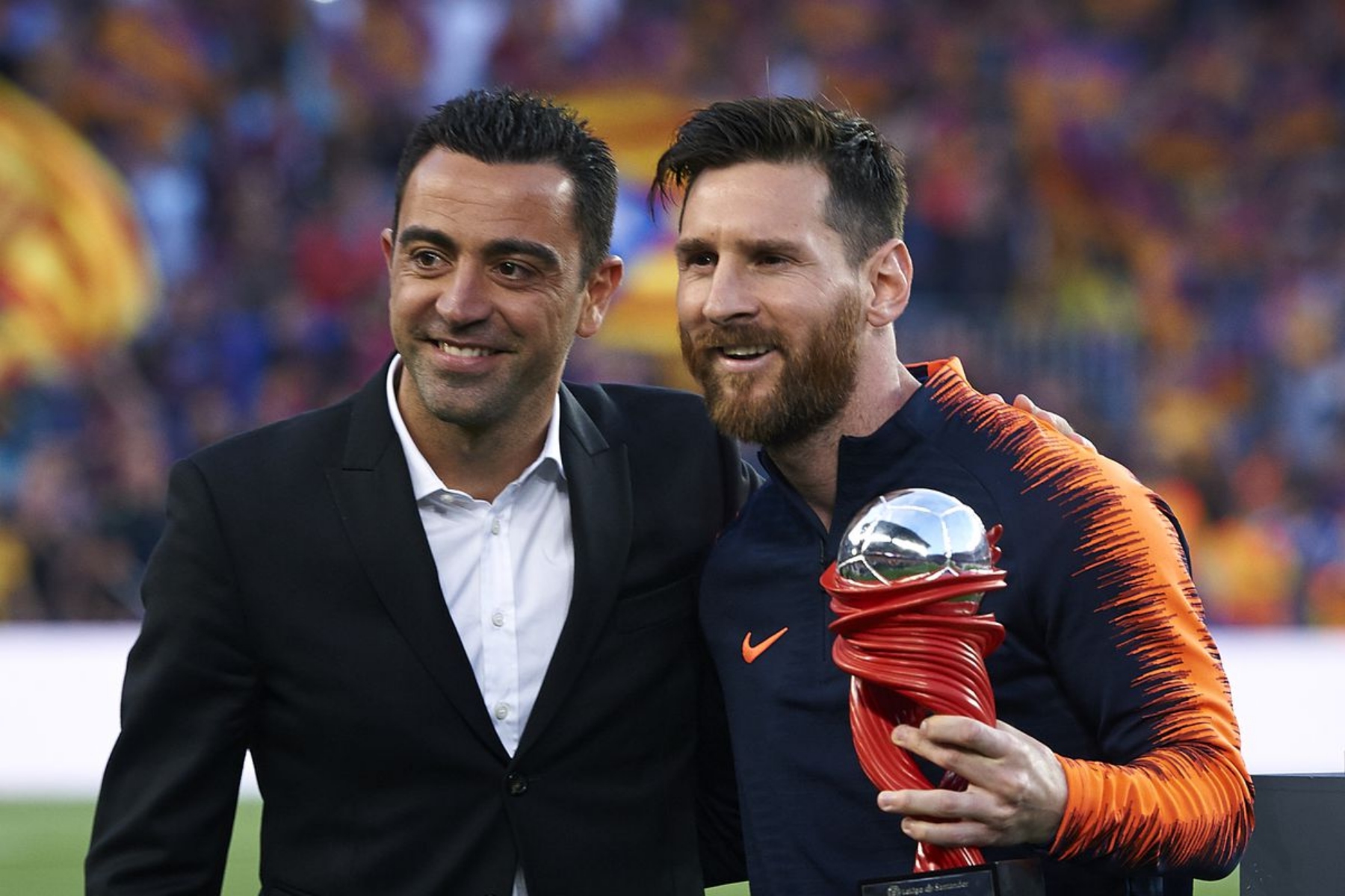 «Ο Μέσι πρέπει να είναι ο επόμενος προπονητής της Μπαρτσελόνα»!