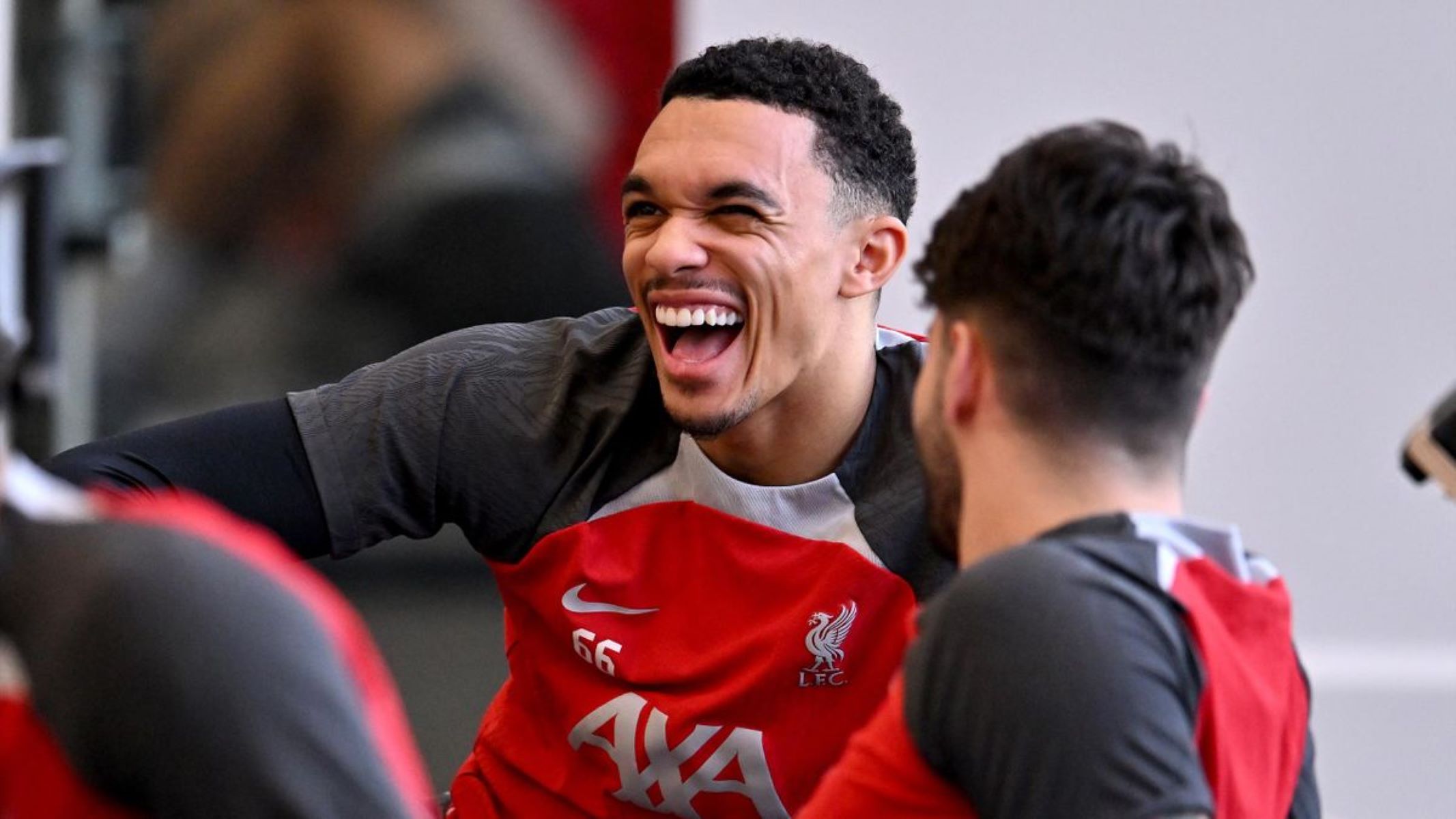 O Fabrizio Romano κόβει τα γέλια στην Λίβερπουλ – «Αυτή η αλήθεια για Ρεάλ και Άρνολντ»