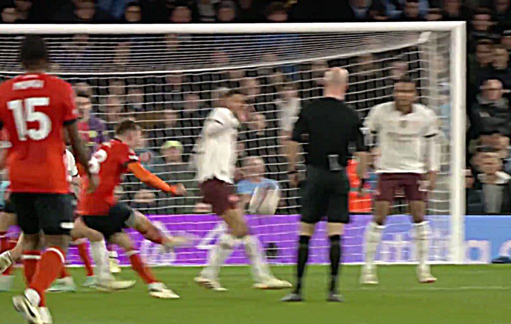 Λούτον – Σίτι: Μέχρι κι ο Ντε Μπρούιν ζήλεψε την γκολάρα του Κλαρκ! (vid)