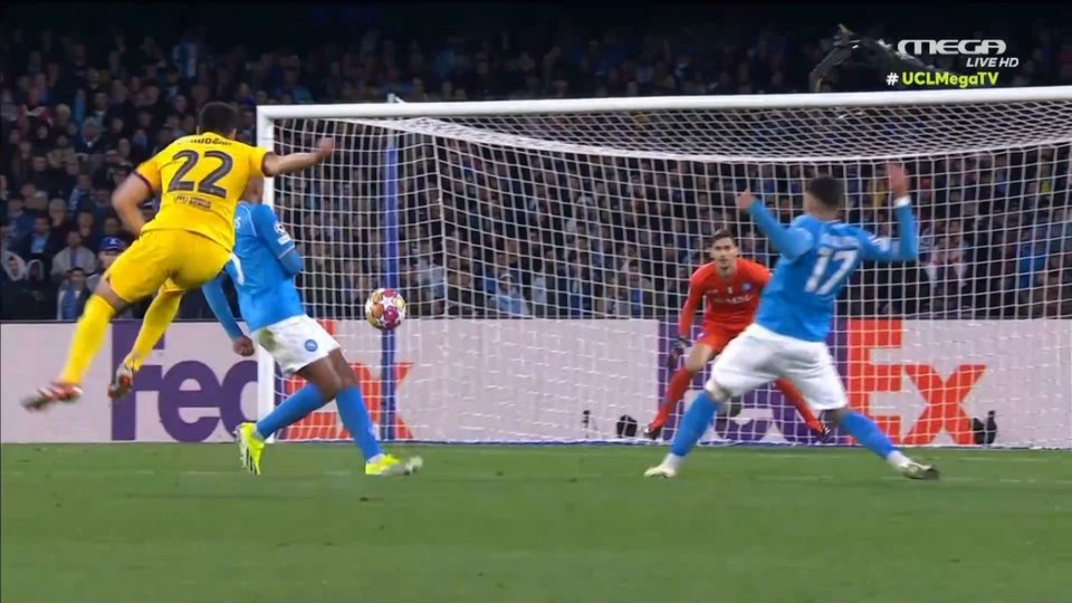 «Κέρβερος» ο Μερέτ: Οι σωτήριες επεμβάσεις σε Γκουντογκάν και Λεβαντόφσκι! (vid)