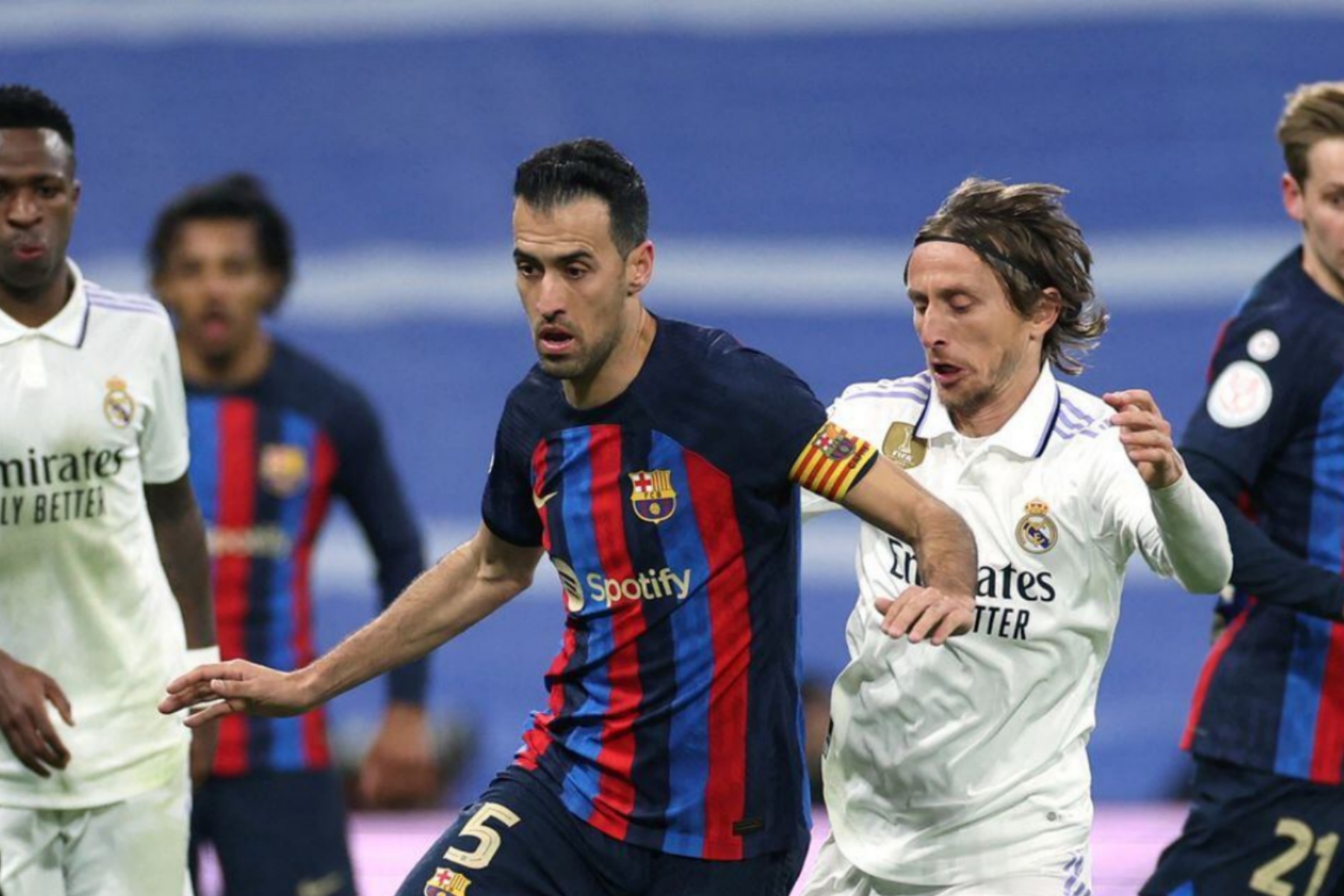 Η Ομοσπονδία… χάρισε τιμωρία σε παίκτη της Μπαρτσελόνα για να παίξει στο El Clasico! (vid)