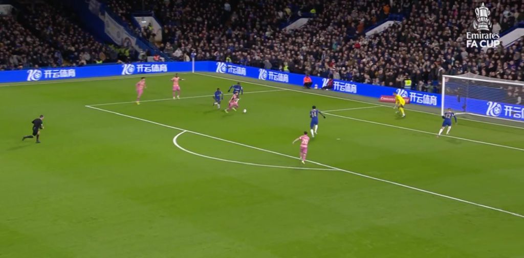 Χαρίζει γκολ η άμυνα της Τσέλσι: Ακόμα γελάει η Λιντς! (vid)