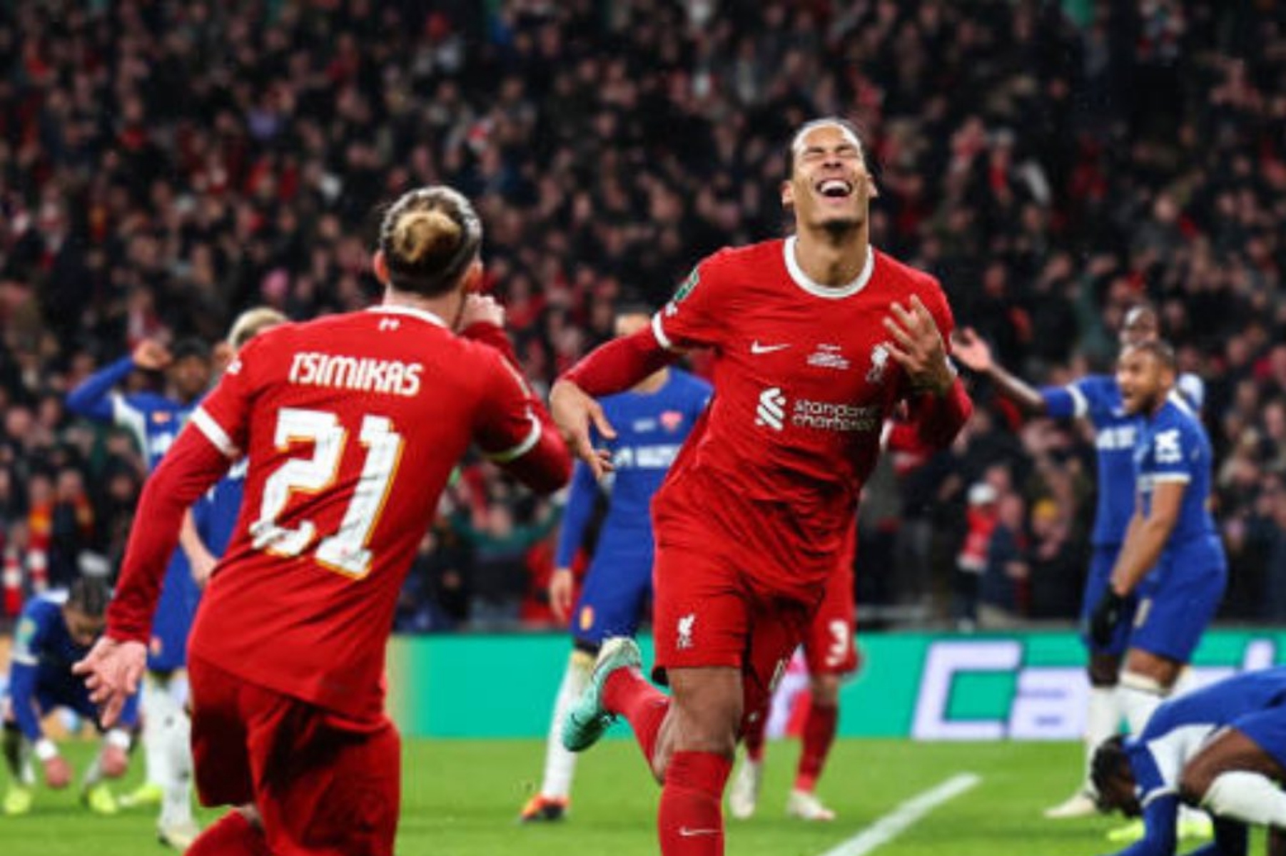 Σέντρα… λουκούμι ο Τσιμίκας και 0-1 ο Φαν Ντάικ στον τελικό! (vid)