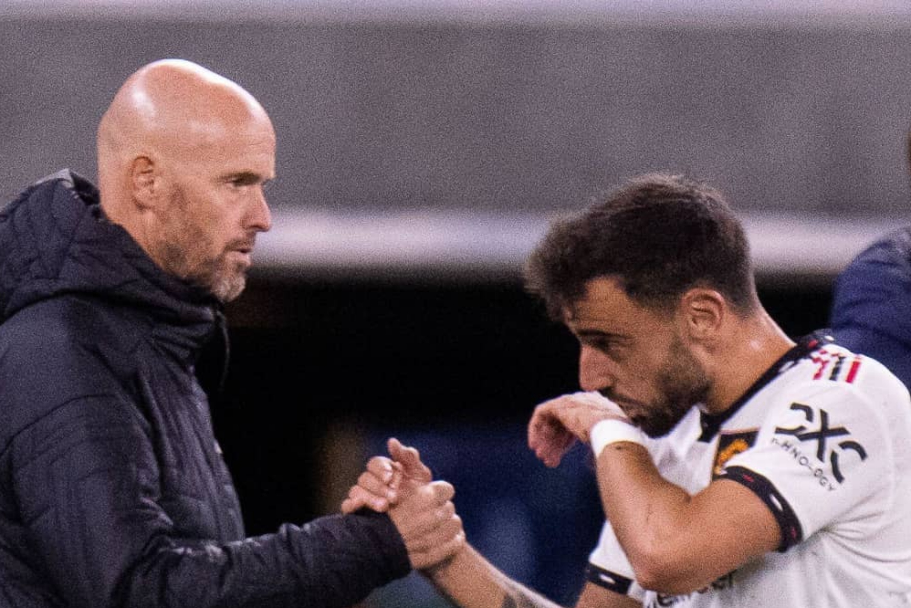 Έξαλλος ο Τεν Χαγκ: «Απαράδεκτη η Φούλαμ – Να απολογηθεί στον Φερνάντες»!