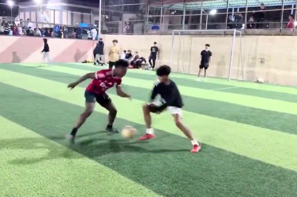 Ε ρε γλέντια… Ο Κριστιάνο τζούνιορ ταπείνωσε με ποδιά τον μεγαλύτερο θαυμαστή του CR7 (vid)