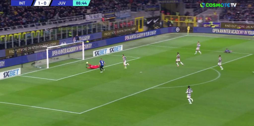 Ο Σέζνι μας χάρισε την επέμβαση της χρονιάς κόντρα στην Ίντερ! (vid)