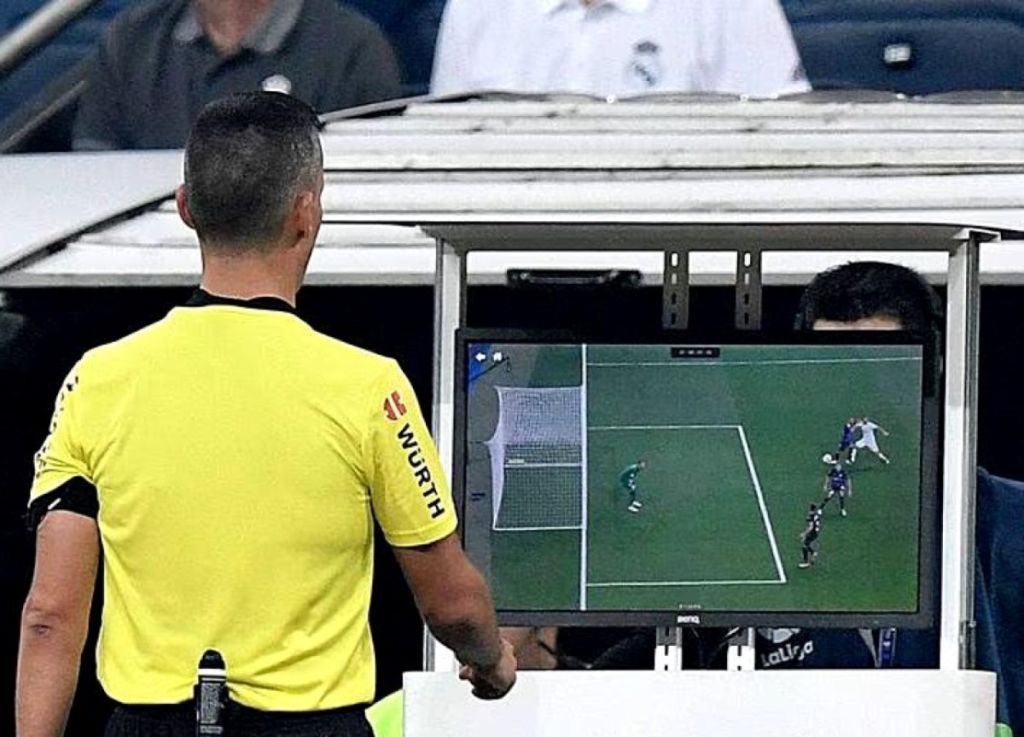 Καταγγελία κατά διαιτητών της La Liga – «Χειραγωγούσαν» το VAR… κατά της Ρεάλ! (pic)