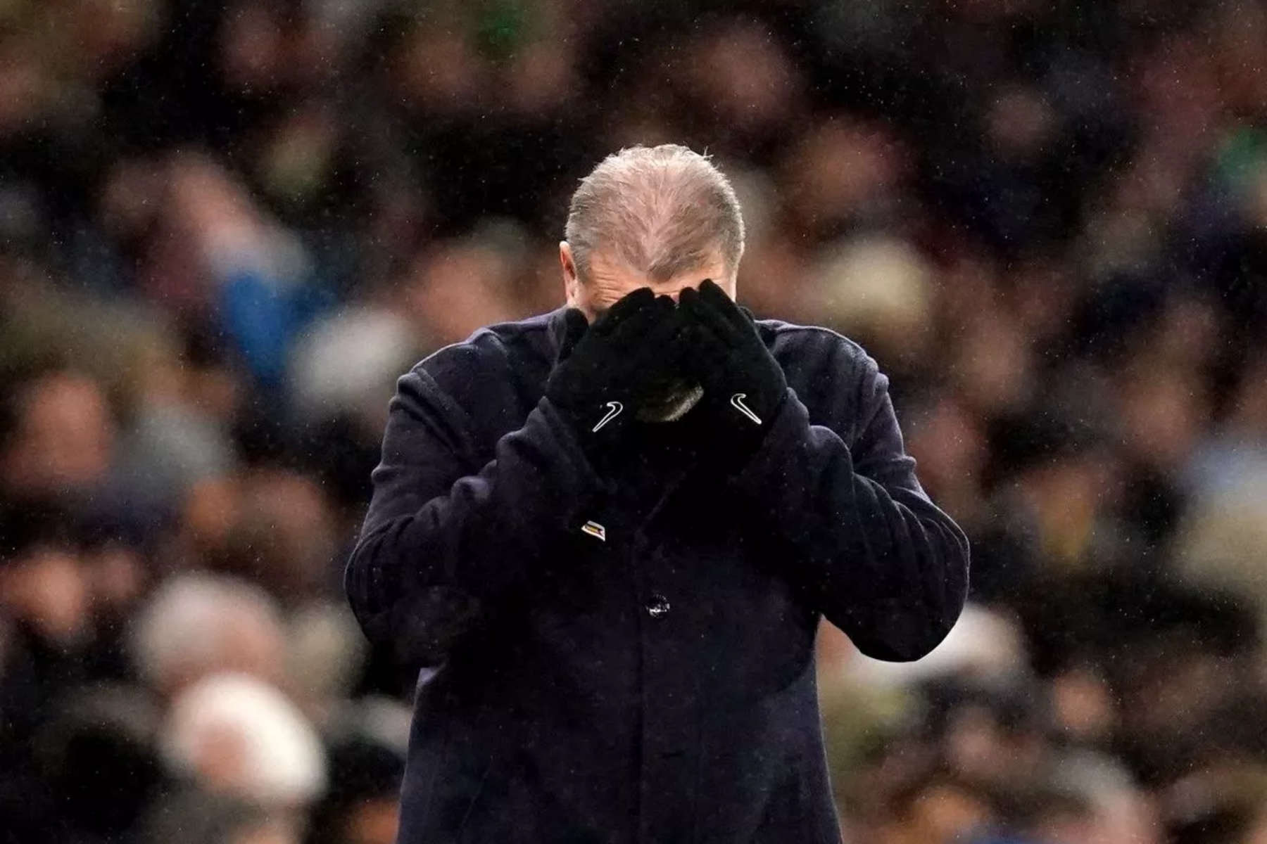 Έξαλλος ο Ποστέκογλου με τους δημοσιογράφους: «Ναι όλα χάθηκαν, θα βγούμε έκτοι»!