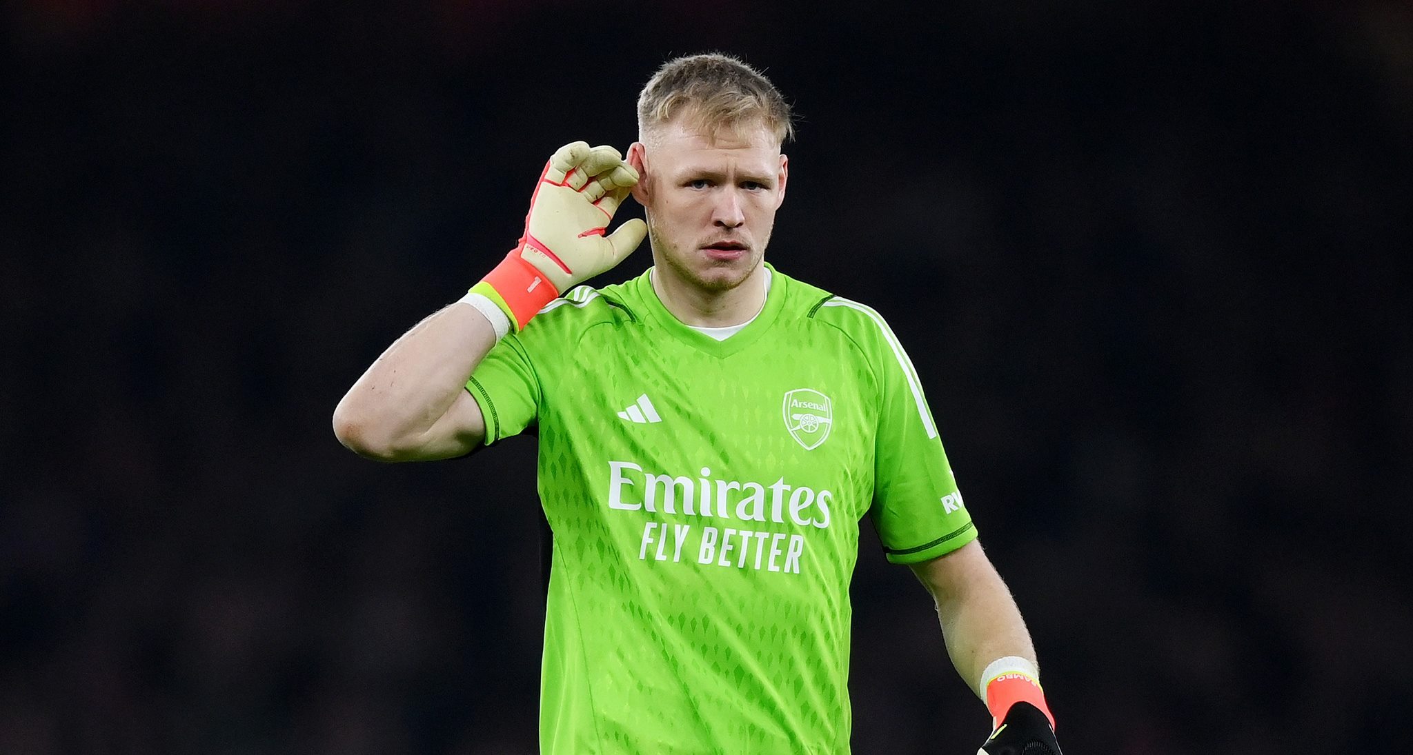 Ελαφρύτερος κατά μερικούς… τόνους ο Ράμσντεϊλ – Τρελάθηκε στο γκολ της νίκης! (pics)