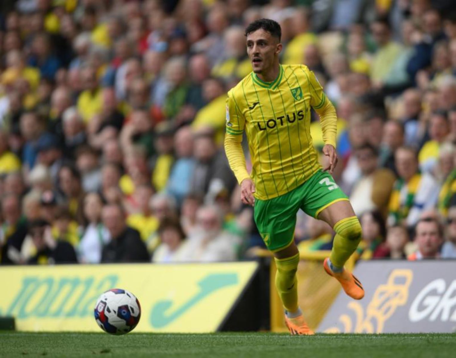 100άρισε στο Νησί ο Δημήτρης Γιαννούλης (stats)