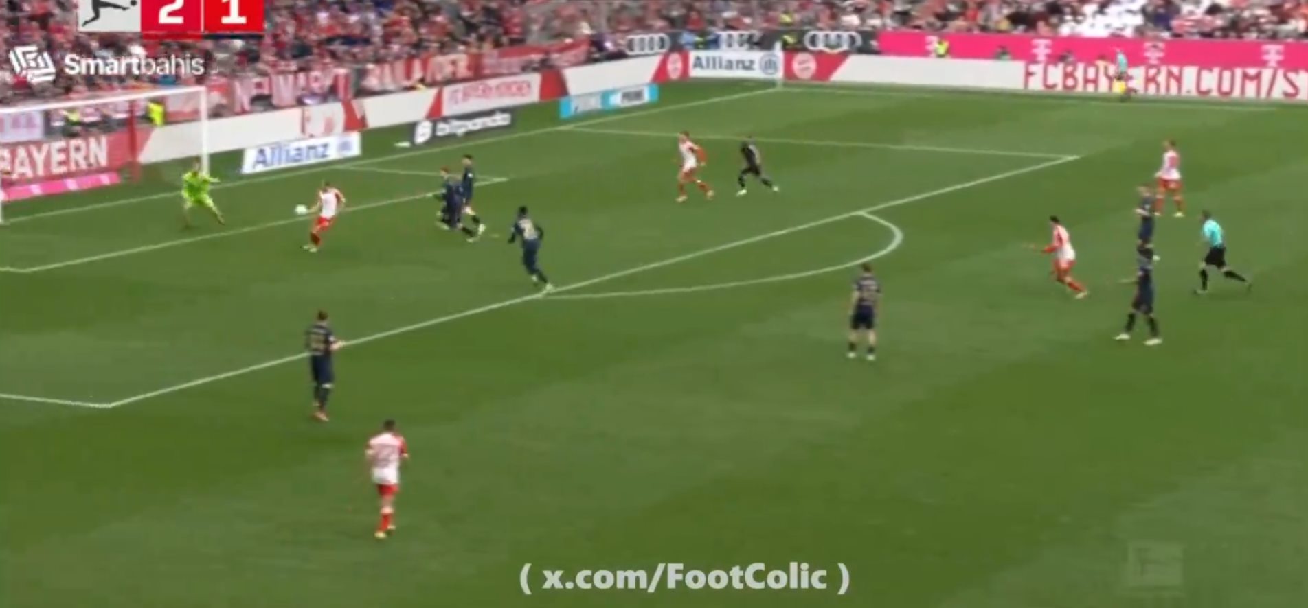 O Κέιν πρώτα την «κόλλησε» και μετά το… κόλλησε! (vid)