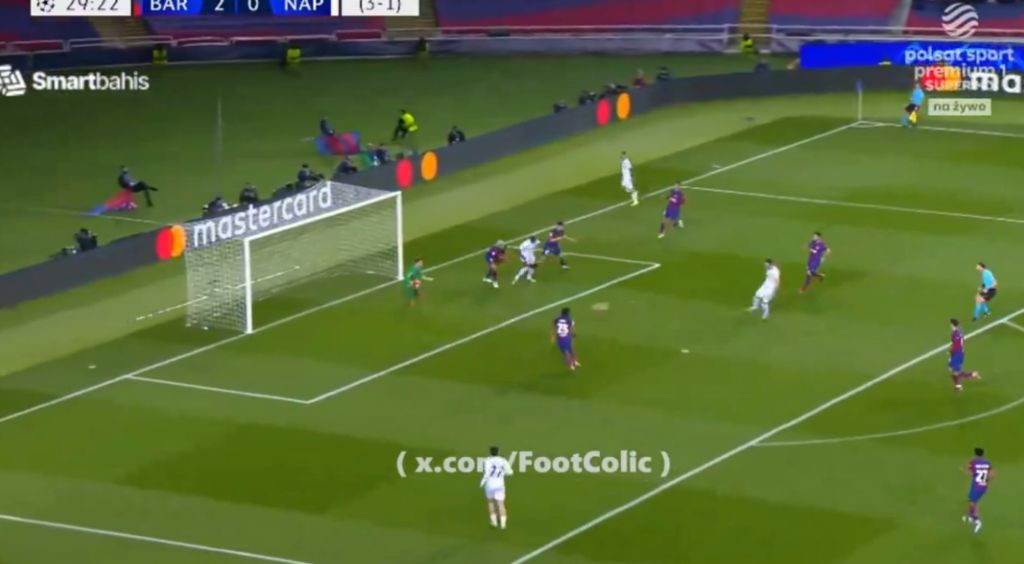 Η Νάπολι «απάντησε» στην Μπαρτσελόνα και ξαναμπήκε στο παιχνίδι! (vid)
