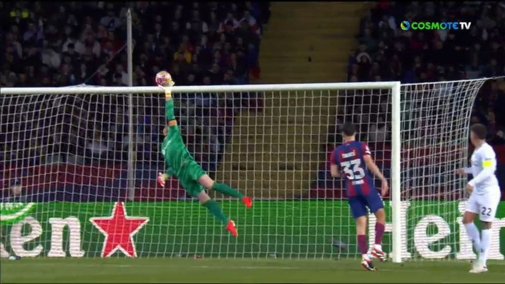 Ο Τερ Στέγκεν έκανε την επέμβαση της βραδιάς κόντρα στη Νάπολι! (vid)