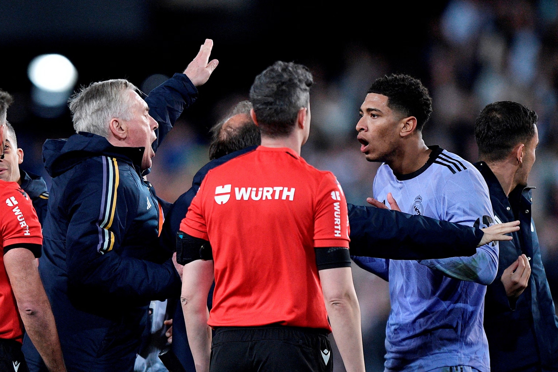 Ο Αντσελότι ξεκαθάρισε την στάση του για την κόκκινη του Μπέλινγχαμ!