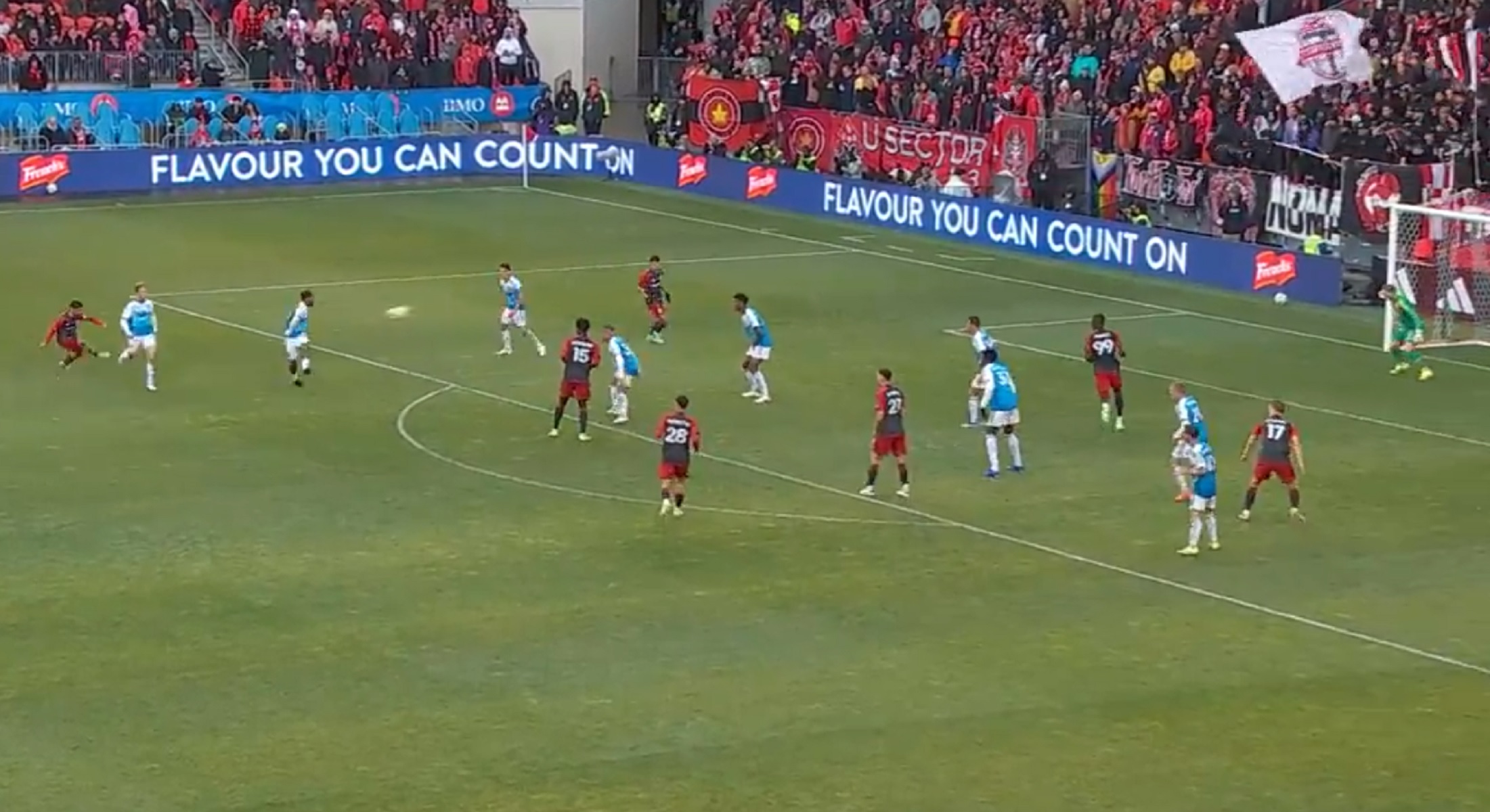 Η αδιανόητη γκολάρα του Ινσίνιε κλέβει τη δόξα από Μέσι – Γιακουμάκη (vid)