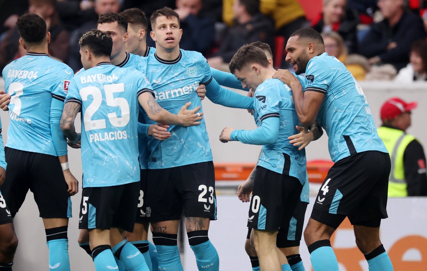 Ασπιρίνες… για τον «πόνο» της Μπάγερν – Συνεχίζει ακάθεκτη η Λεβερκούζεν! (vid)