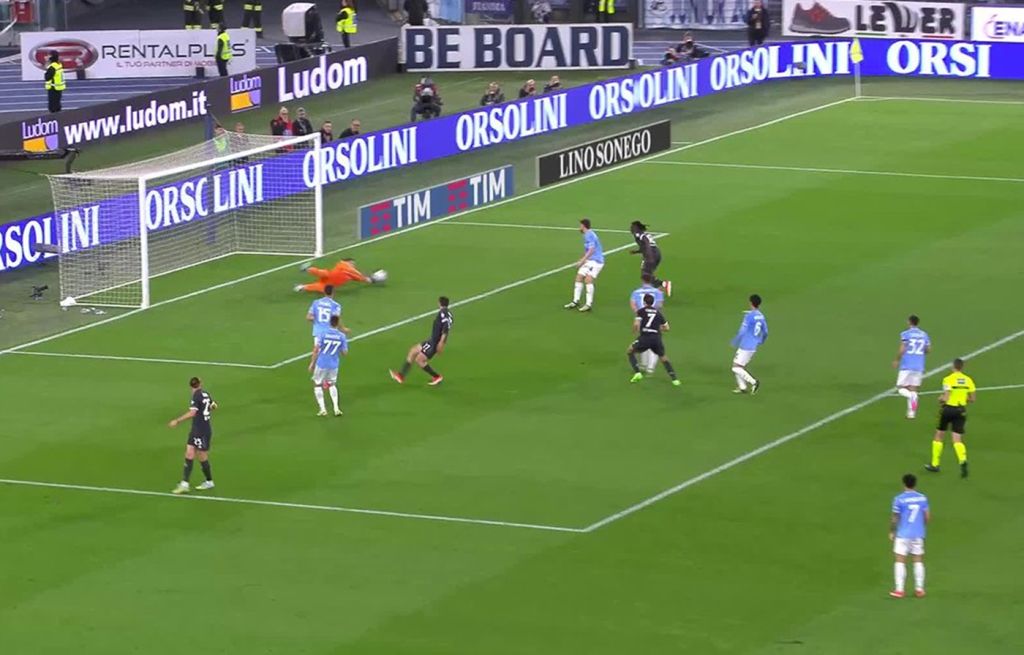 Λάτσιο – Γιουβέντους: Μεγάλη απόκρουση ο Μανδάς σε πλασέ του Κιέζα! (vid)