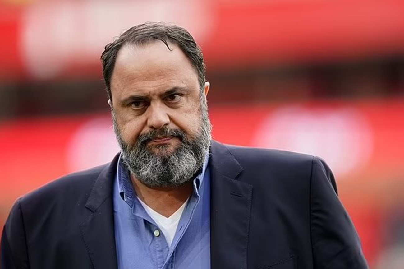 Ούρλιαζε στους διαιτητές ο Μαρινάκης: «Σεβαστείτε τους ποδοσφαιριστές!»