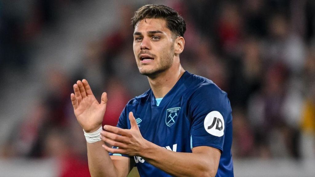 Αυτογκόλ ο Μαυροπάνος – «Κρέμασε» την Γουέστ Χαμ και… κράξιμο! (vid)