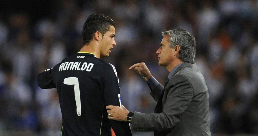 Μέχρι και ο «πολύς» Μουρίνιο υποκλίθηκε στον Κριστιάνο για τη μεταγραφή του!
