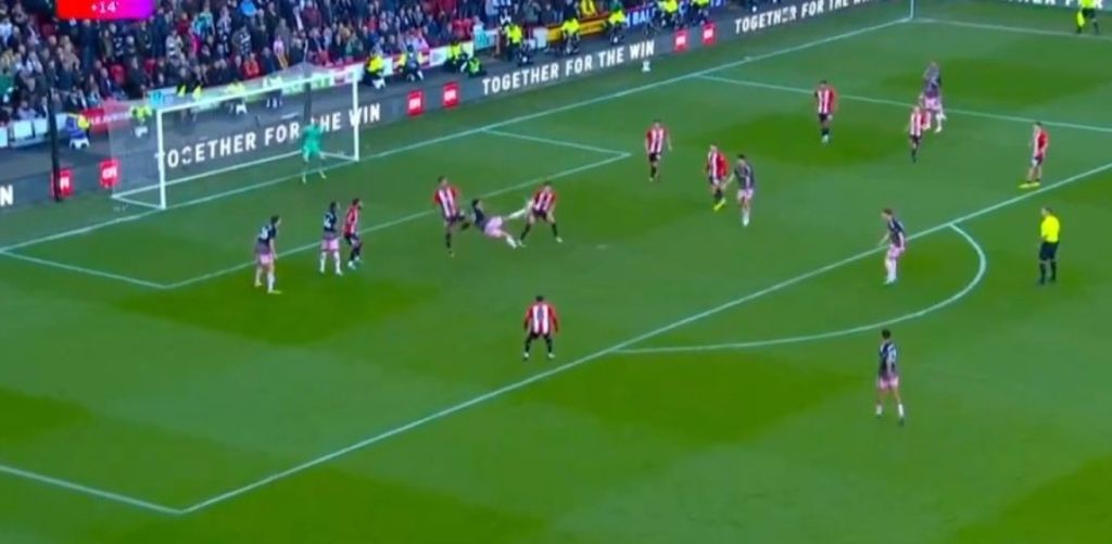 Σταματήστε και απολαύστε – Βρήκαμε την ΓΚΟΛΑΡΑ της αγωνιστικής και το κάρφωσε ο Μουνίθ (vid)