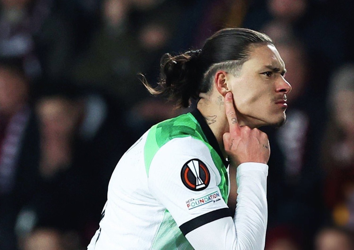 «Δαίμονας» Νούνιες στην Πράγα με δεύτερη γκολάρα, υπογράφει τον θρίαμβο ο Ντίαζ! (vids)